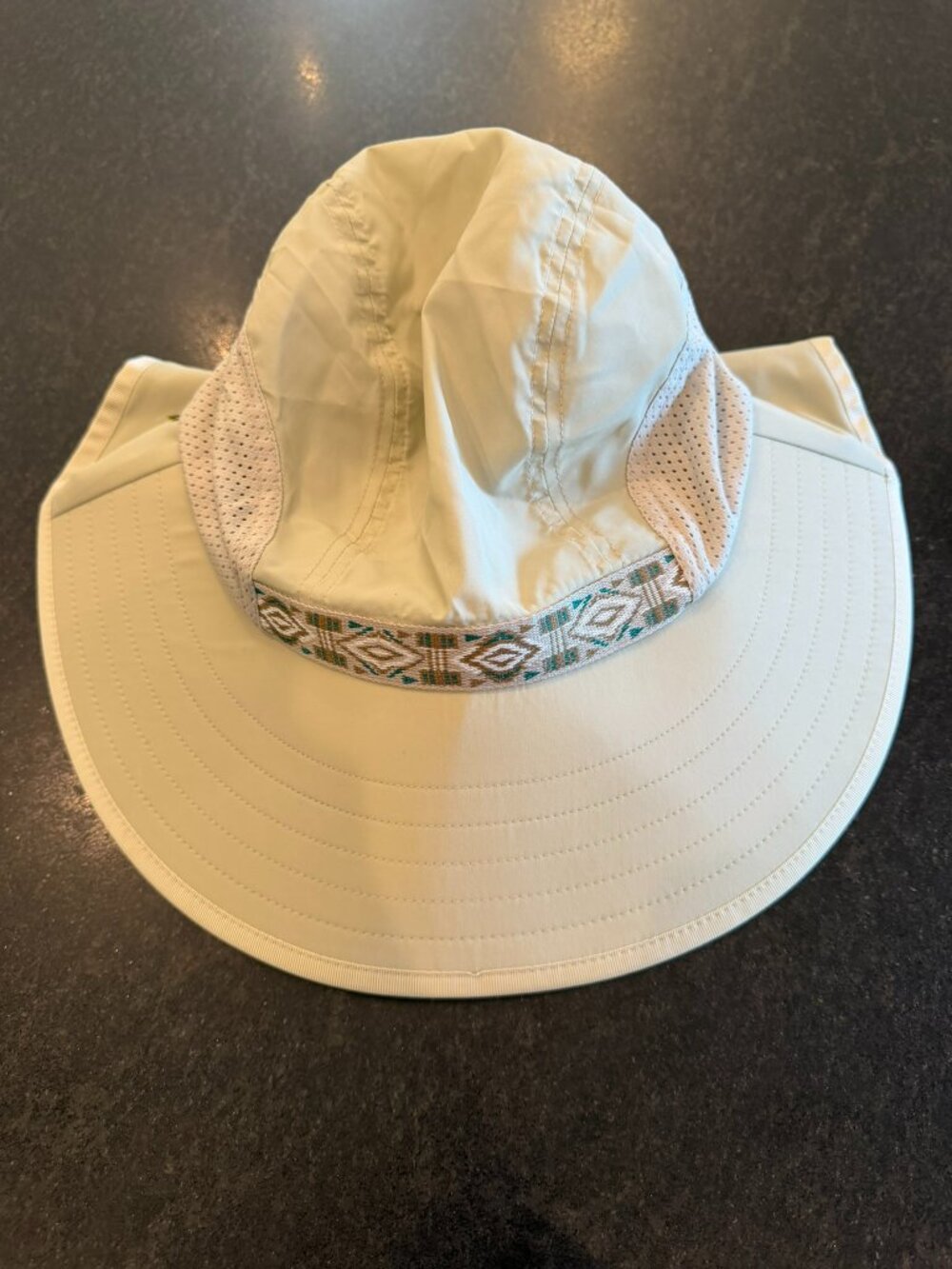 Sunday Afternoons L/XL Adventure Sun Hat Neck Cape UPF Hiking Fishing - Picture 3 of 4